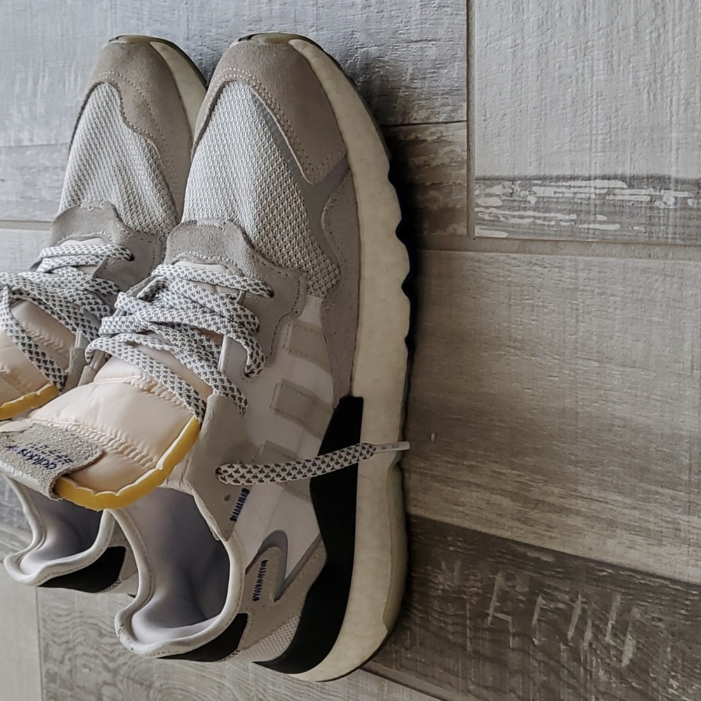 Mens shoes